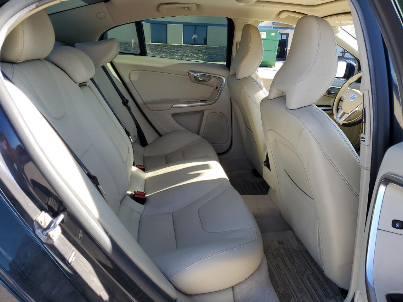 2016 VOLVO S60 PREMIER Copart, lot number: 82391733, vin: YV1612TK5G2395589. Thumbnail 10