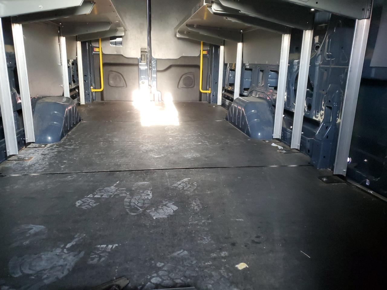 2020 Ford Transit T-250 Copart, lot number: 85759994, vin: 1FTBR3X83LKA55658. Thumbnail 11