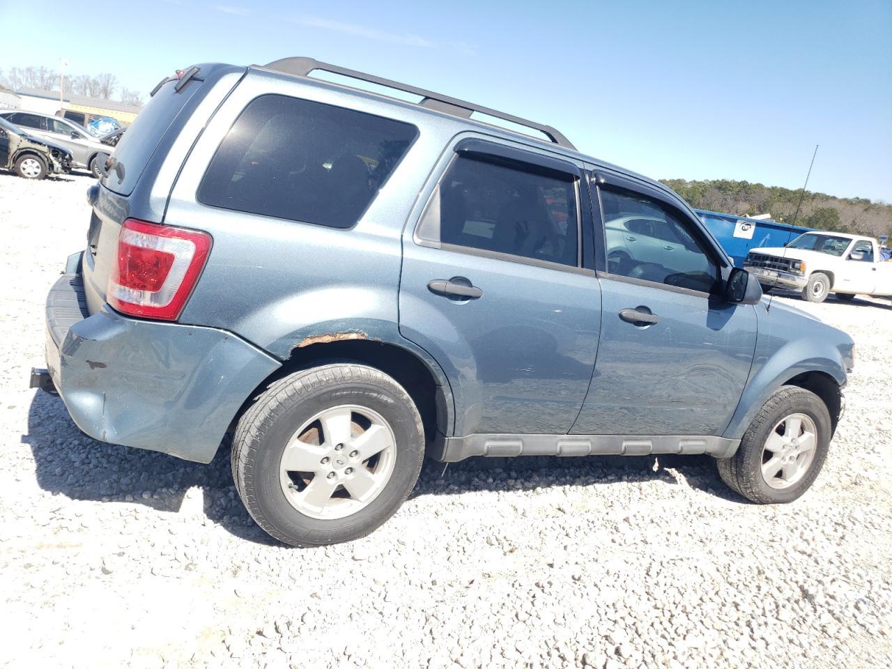 2011 Ford Escape Xlt Copart, lot number: 46063945, vin: 1FMCU9D79BKB43299. Thumbnail 3