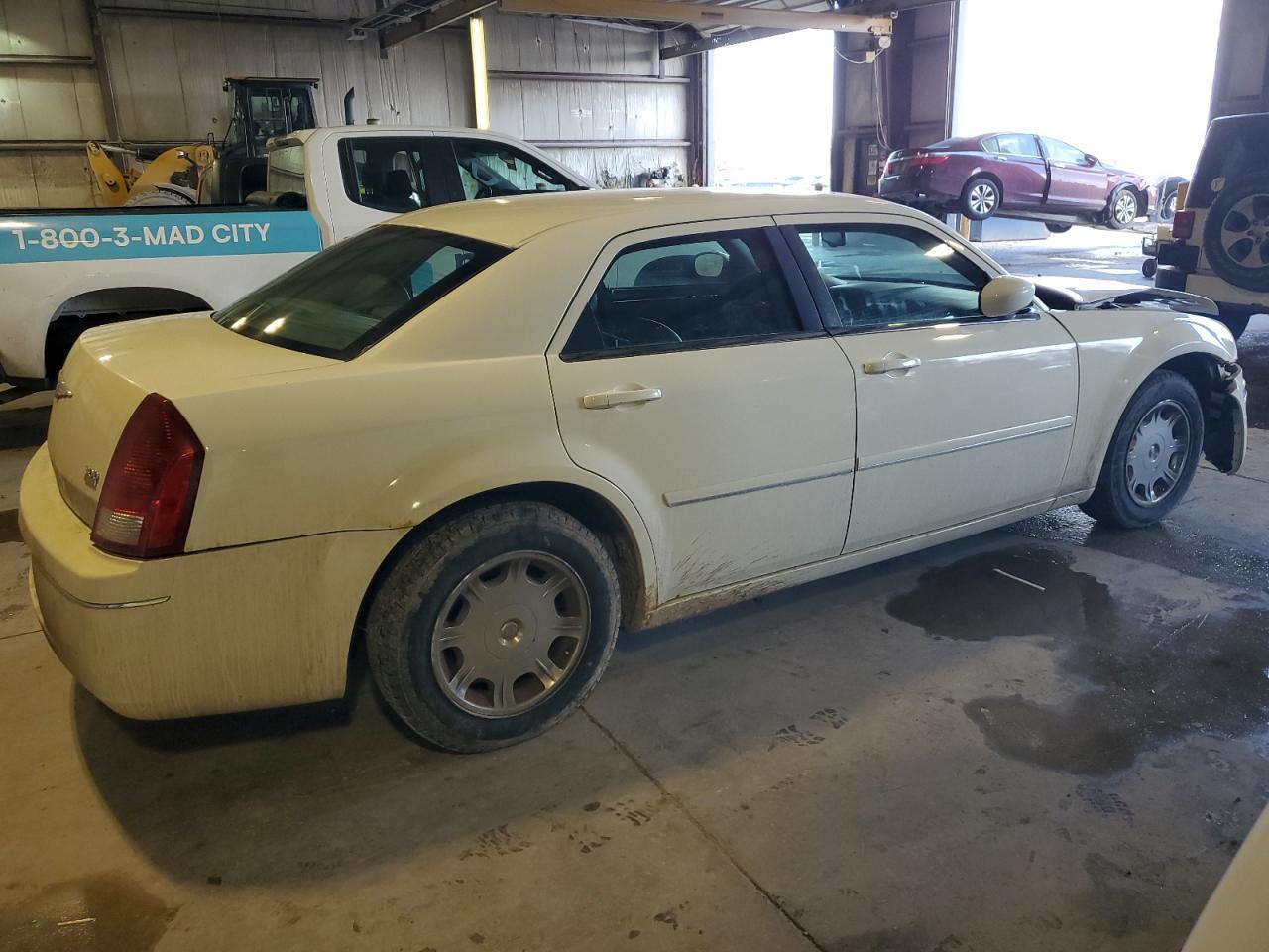 2004 Mercury Mls 500 Copart, lot number: 47281725, vin: NULL. Thumbnail 3