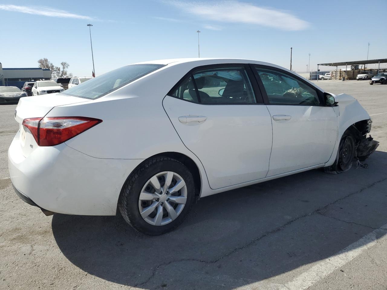 2015 Toyota Corolla L Copart, lot number: 46089925, vin: 5YFBURHE5FP300567. Thumbnail 3