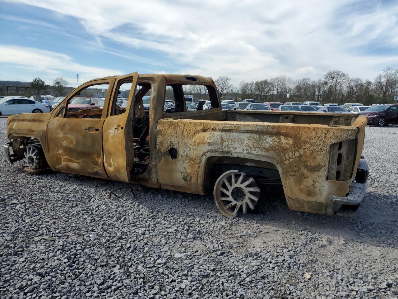 2015 GMC Sierra K1500 Sle Copart, lot number: 49726935, vin: 1GTV2UEC8FZ317393. Thumbnail 2