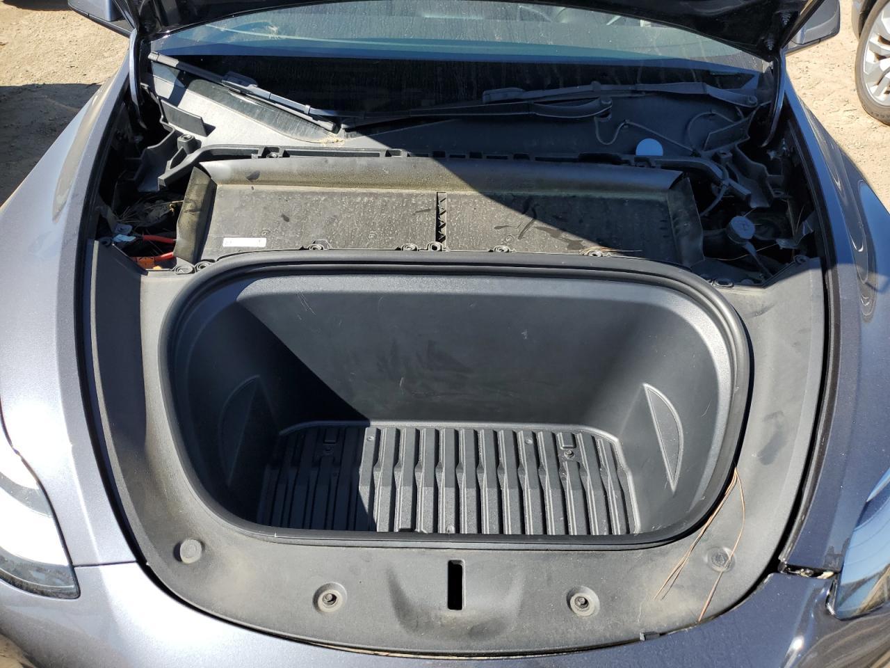 2022 Tesla Model Y Copart, lot number: 50396605, vin: 7SAYGDEE2NF402320. Thumbnail 11