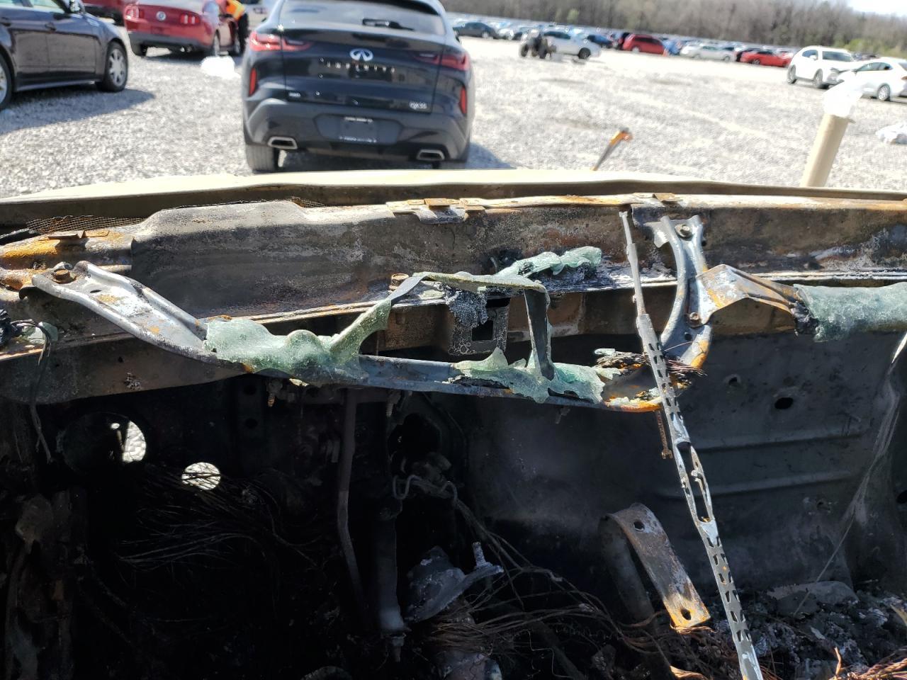 2004 GMC Sierra K2500 Crew Cab Copart, lot number: 49650005, vin: 1GTGK23U04F190856. Thumbnail 9