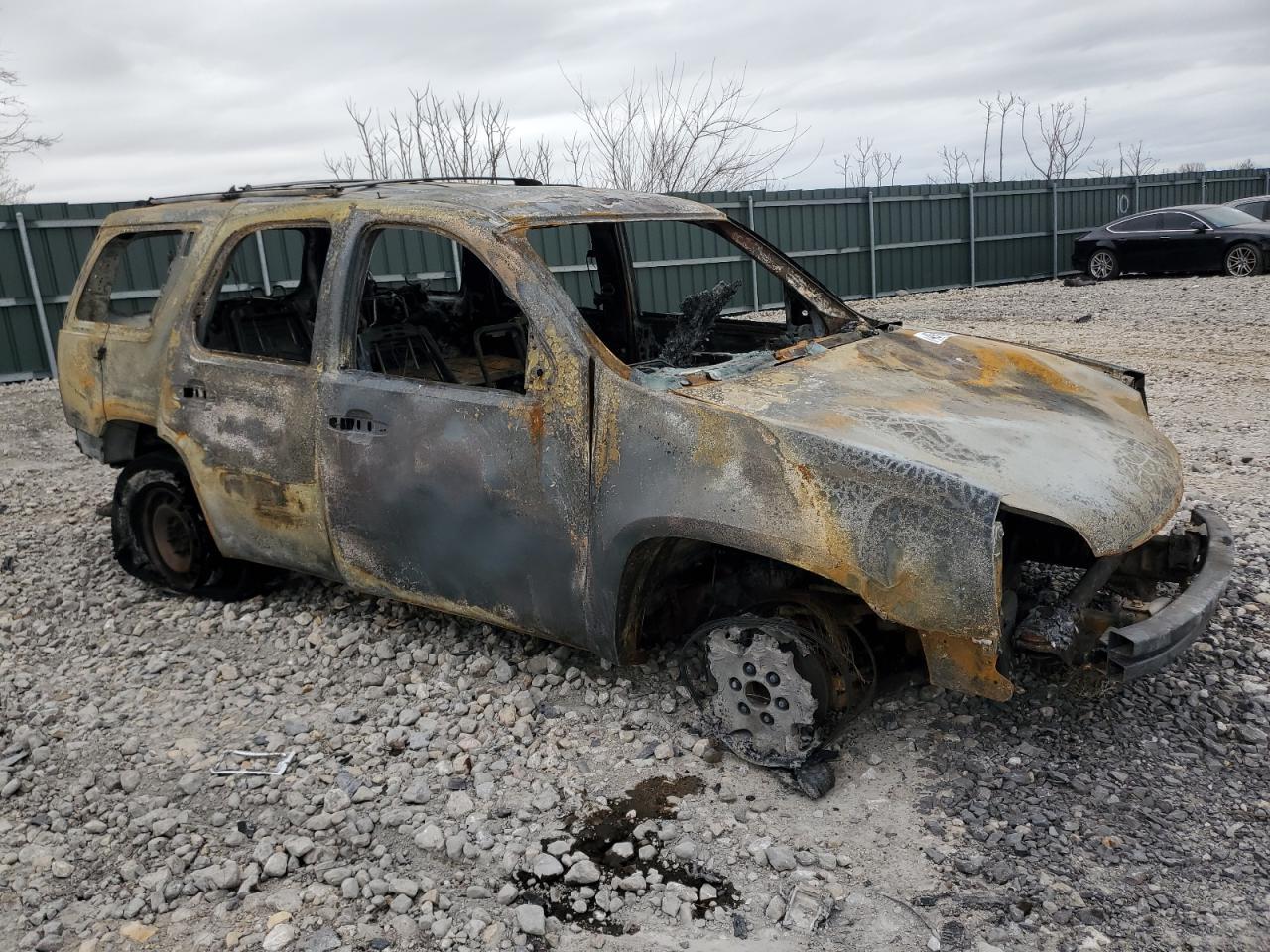 2007 GMC Yukon Copart, lot number: 49780285, vin: 1GKFC13057R314143. Thumbnail 4