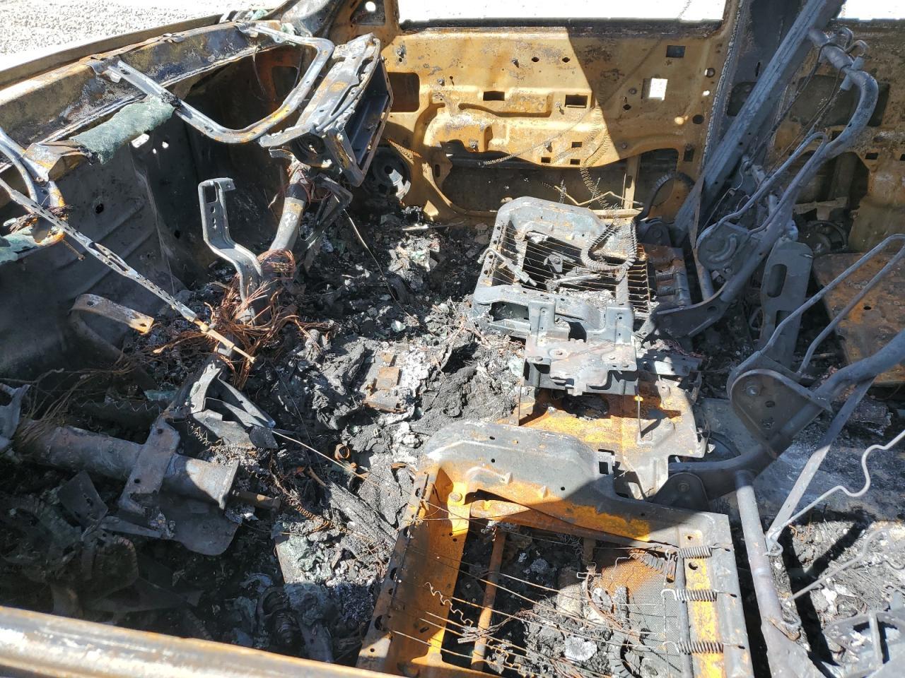 2004 GMC Sierra K2500 Crew Cab Copart, lot number: 49650005, vin: 1GTGK23U04F190856. Thumbnail 7