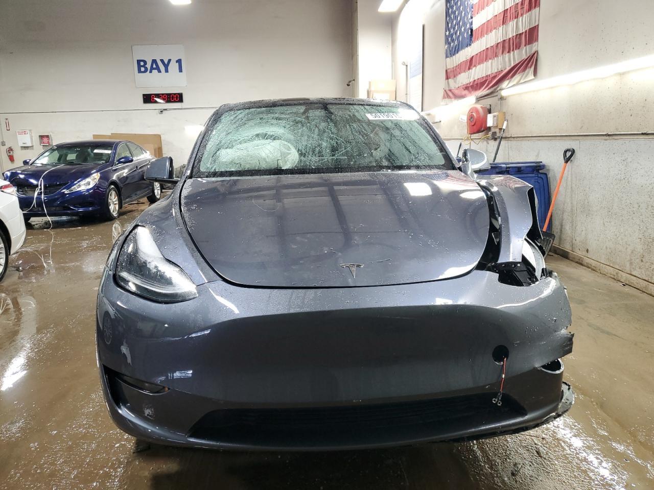 2023 Tesla Model Y Copart, lot number: 50190155, vin: 7SAYGDEE0PF822922. Thumbnail 5