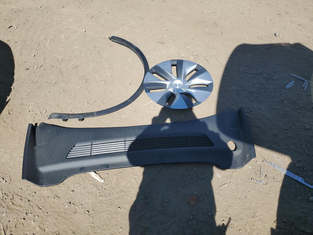 2022 Tesla Model Y Copart, lot number: 50396605, vin: 7SAYGDEE2NF402320. Thumbnail 12