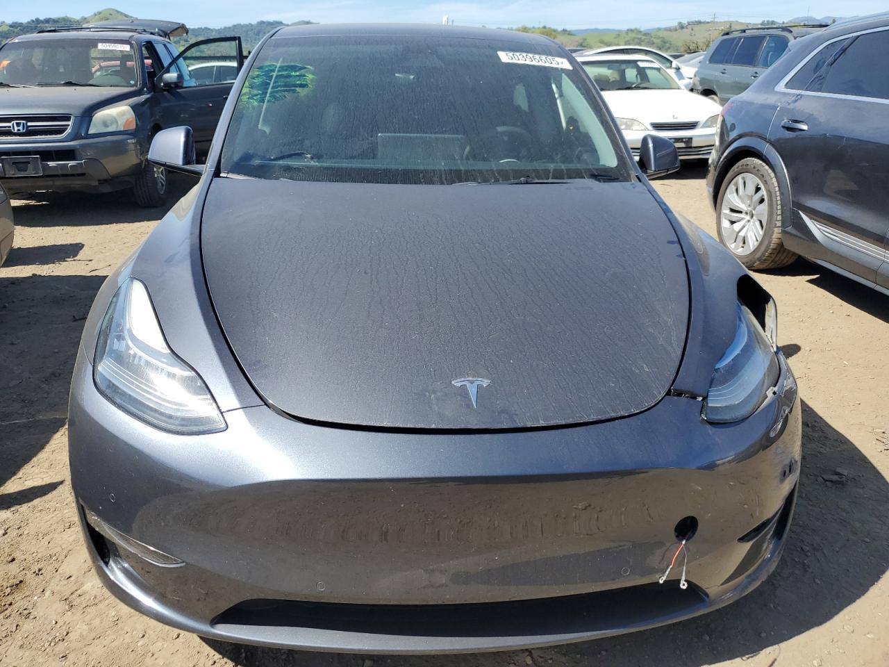 2022 Tesla Model Y Copart, lot number: 50396605, vin: 7SAYGDEE2NF402320. Thumbnail 5