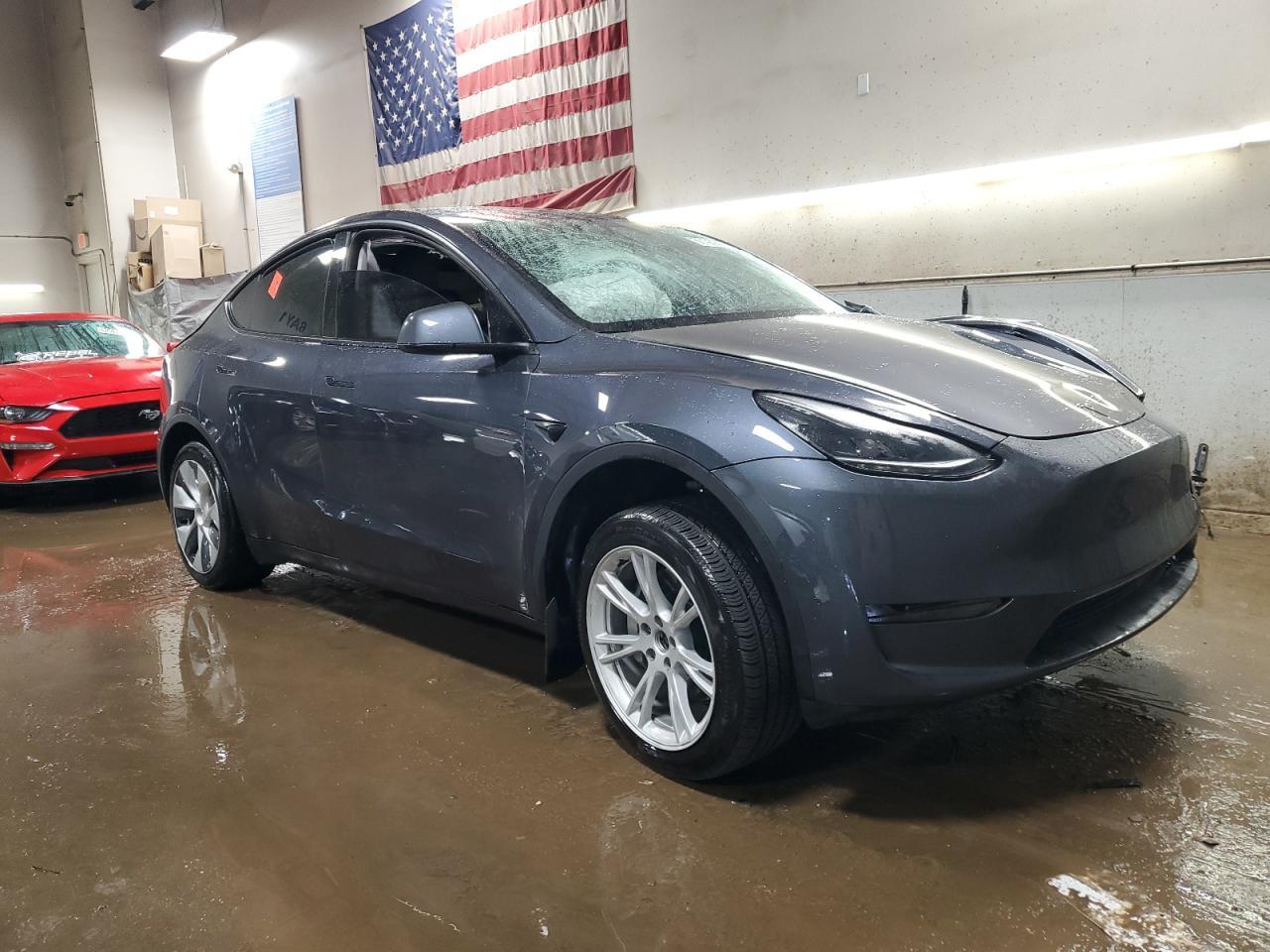 2023 Tesla Model Y Copart, lot number: 50190155, vin: 7SAYGDEE0PF822922. Thumbnail 4