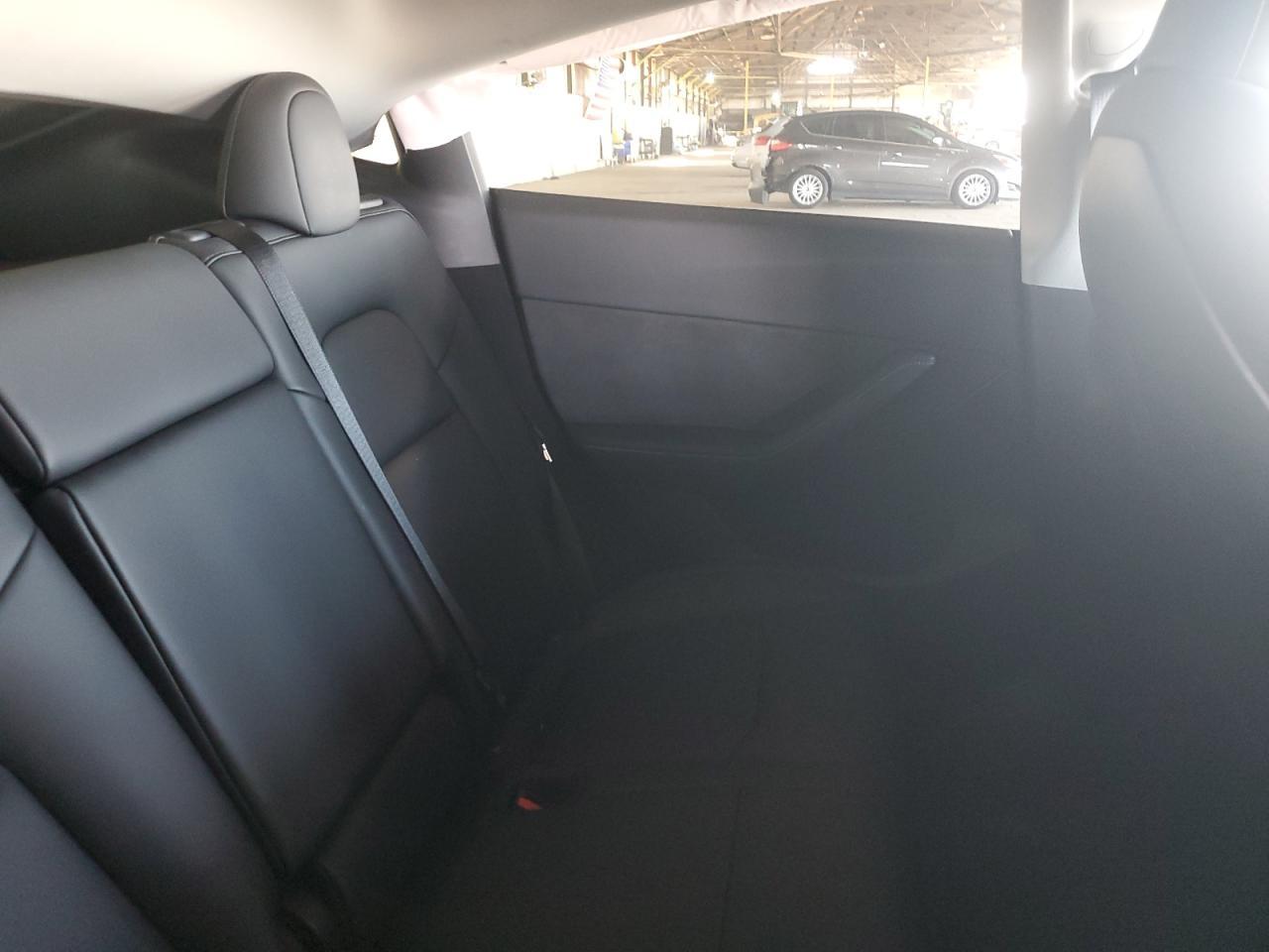 2022 Tesla Model Y Copart, lot number: 54189365, vin: 7SAYGDEE6NA018764. Thumbnail 11