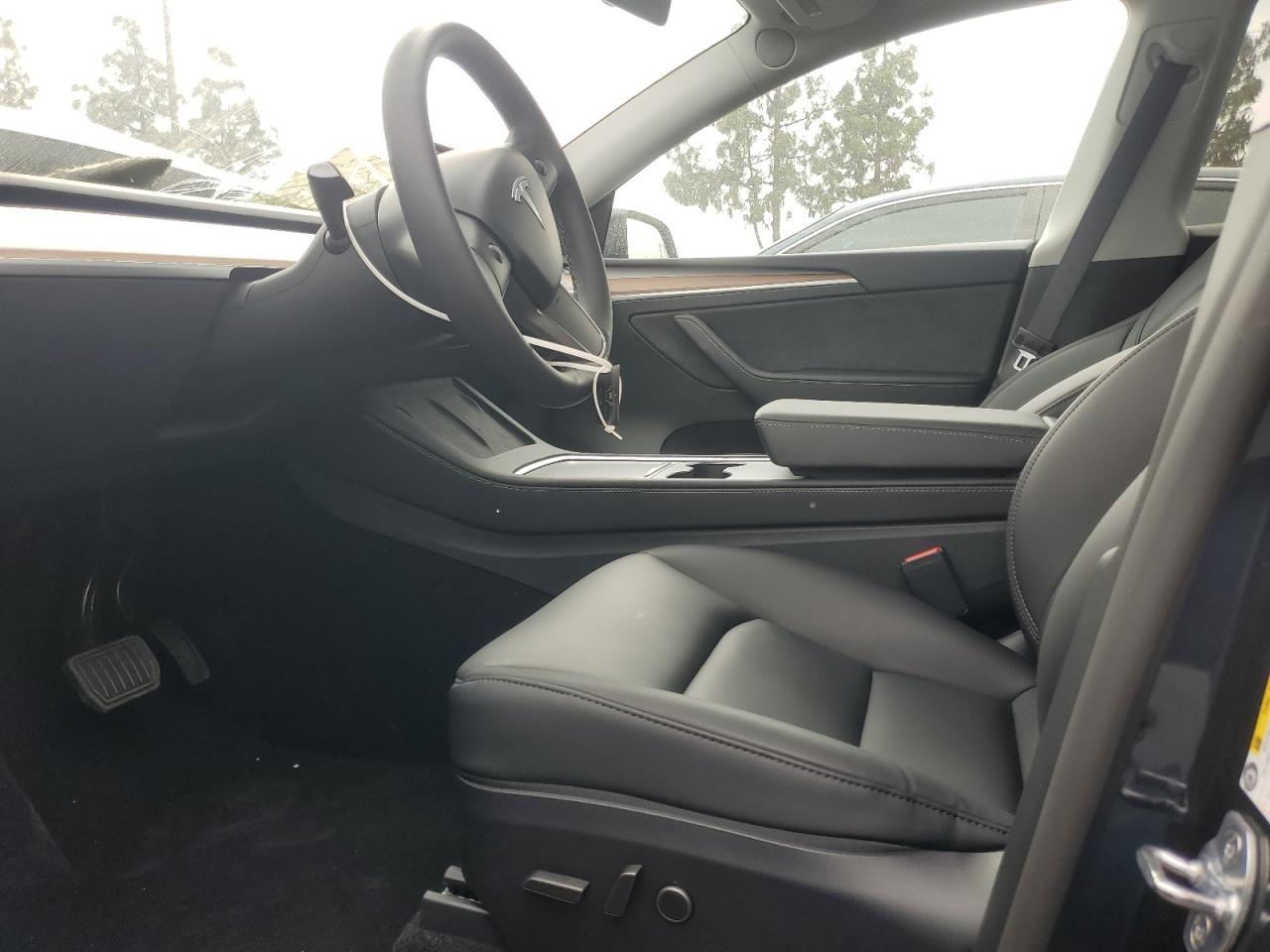 2025 Tesla Model Y Copart, lot number: 50966485, vin: 7SAYGDED4SF242721. Thumbnail 7