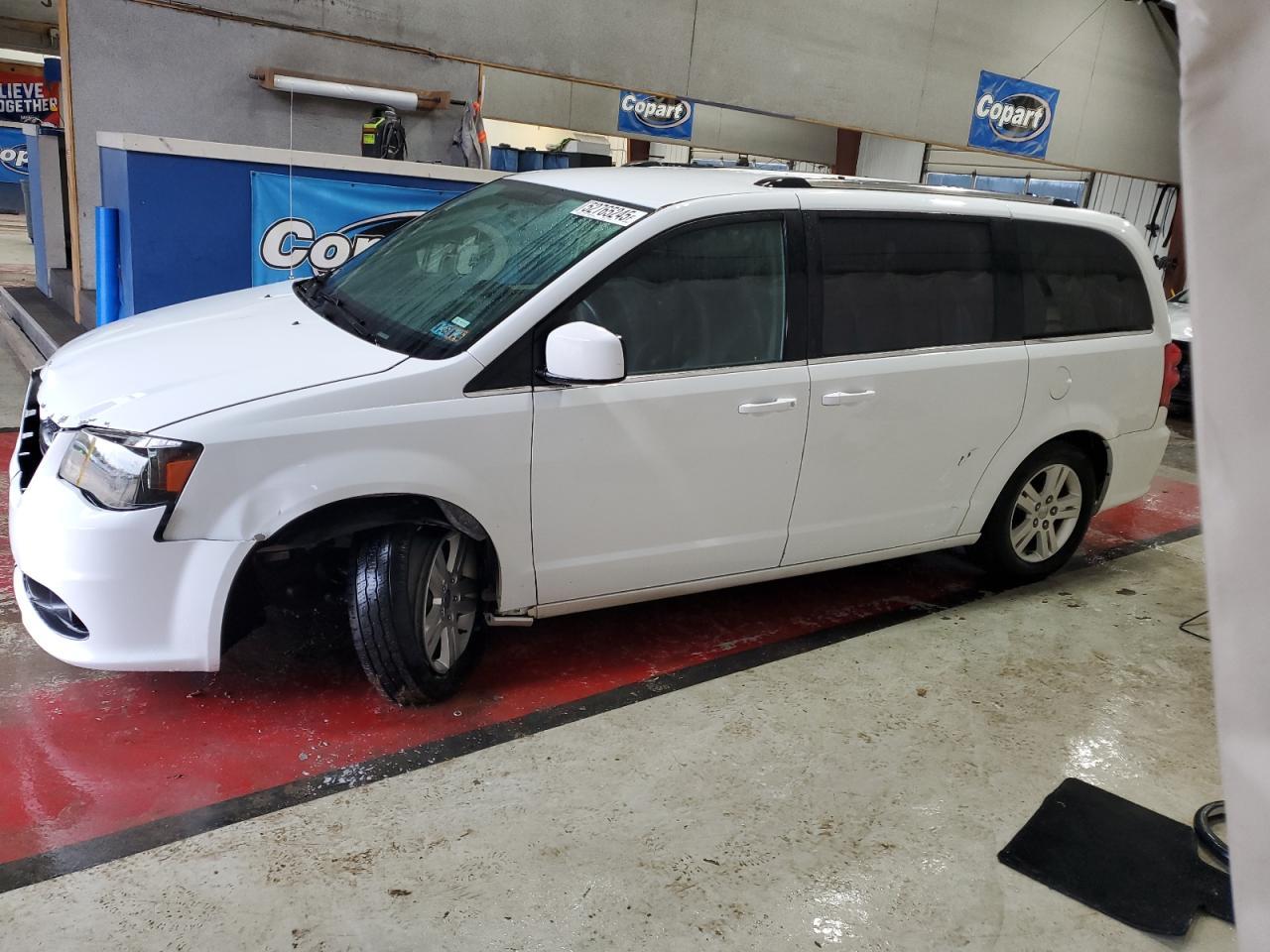 2018 Dodge Grand Caravan Sxt Copart, lot number: 52765245, vin: 2C4RDGCGXJR248650. Thumbnail 1