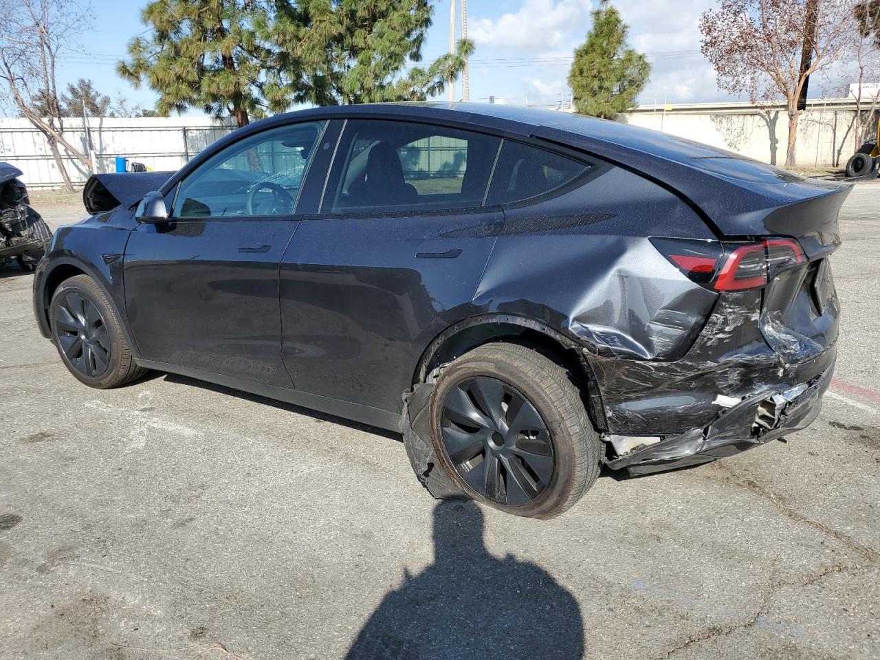 2025 Tesla Model Y Copart, lot number: 50966485, vin: 7SAYGDED4SF242721. Thumbnail 2