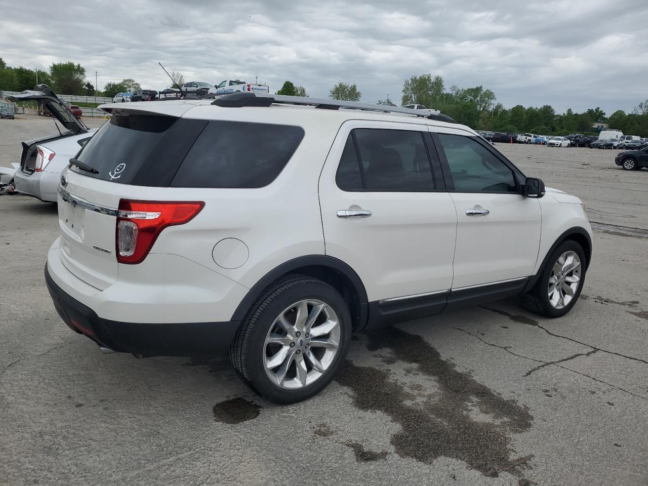 2013 Ford Explorer Xlt Copart, lot number: 54893805, vin: NULL. Thumbnail 3