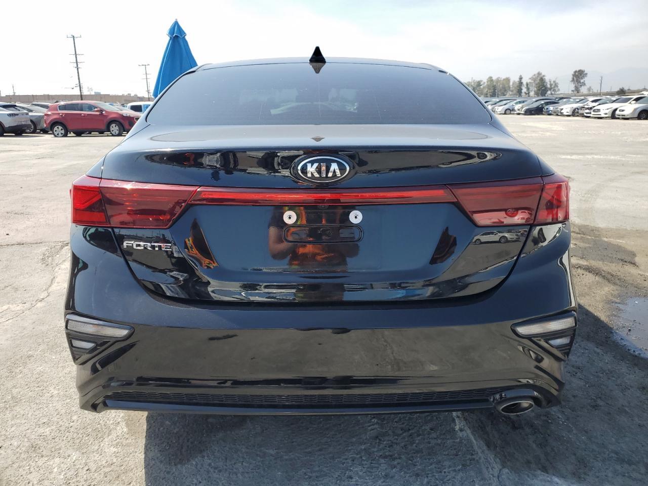 2021 Kia Forte Fe Copart, lot number: 55497005, vin: 3KPF24AD7ME367181. Thumbnail 6