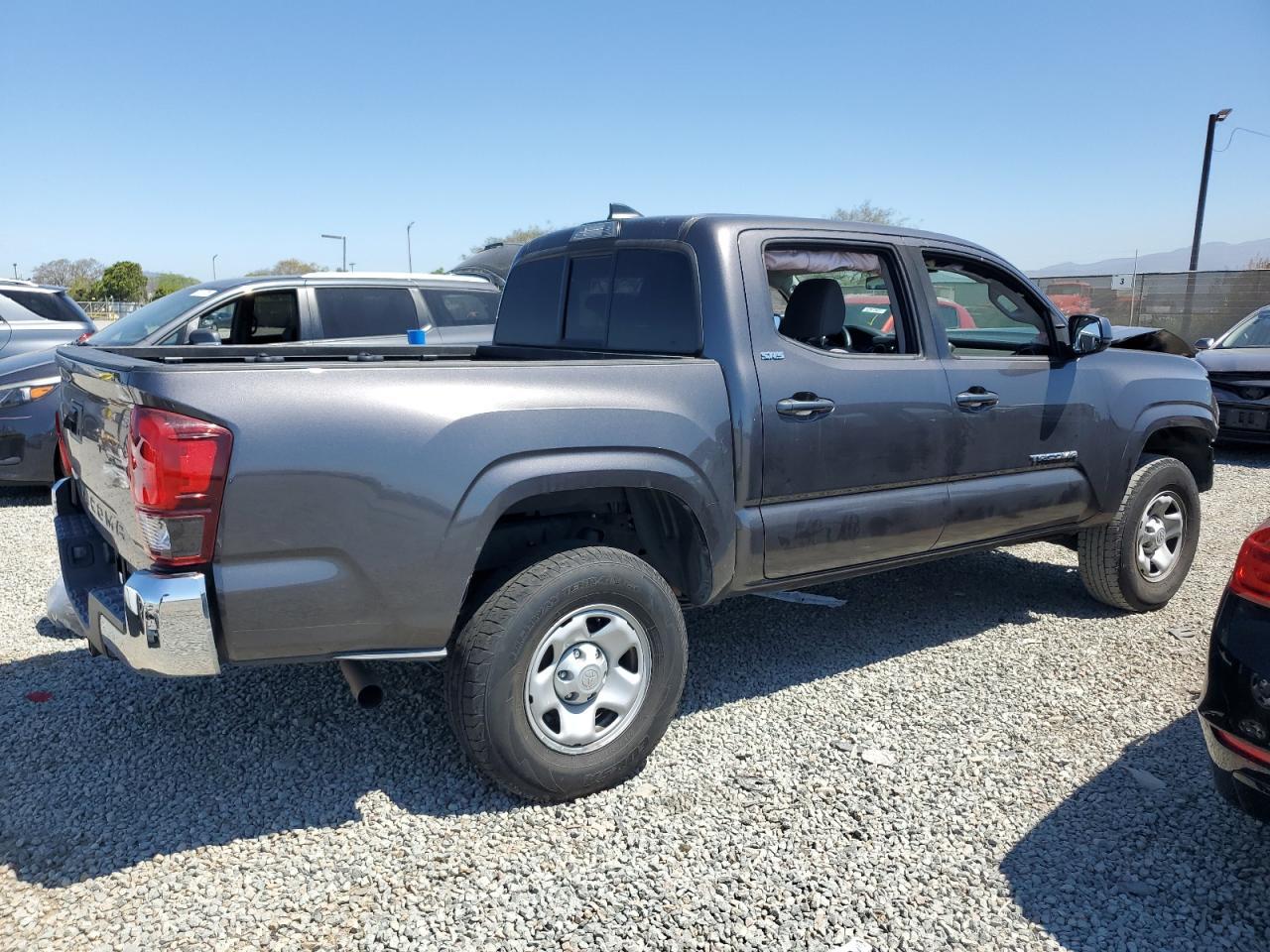2019 Toyota Tacoma Double Cab Copart, lot number: 52642315, vin: 5TFAX5GN5KX135631. Thumbnail 3
