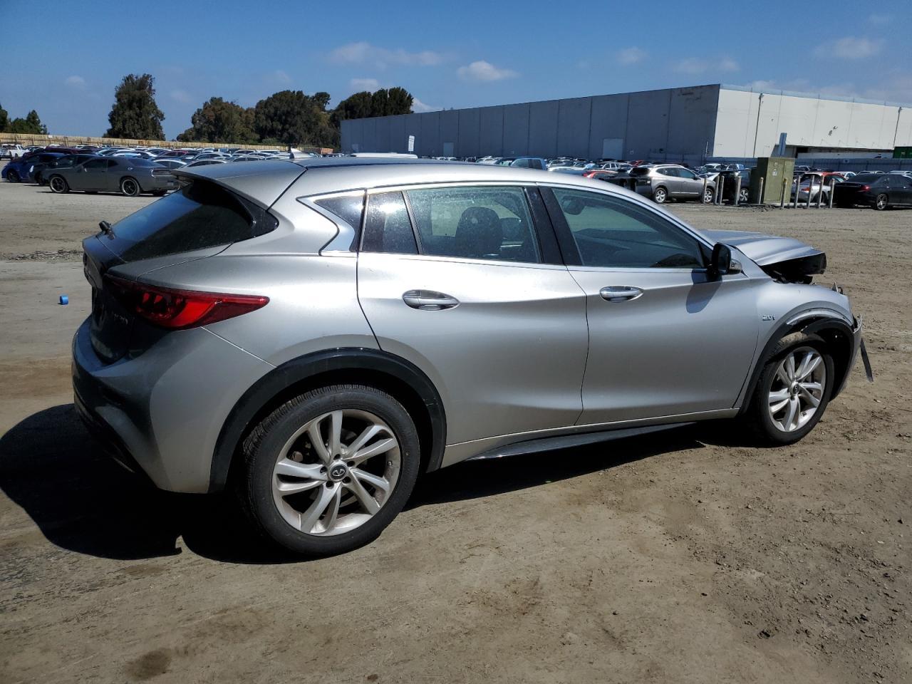 2018 Infiniti Qx30 Base Copart, lot number: 54795885, vin: SJKCH5CP8JA049208. Thumbnail 3