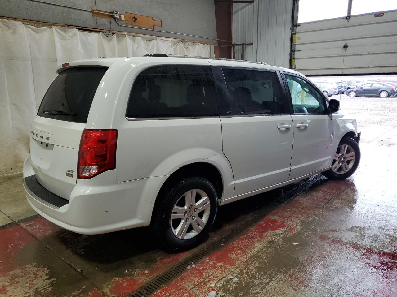 2018 Dodge Grand Caravan Sxt Copart, lot number: 52765245, vin: 2C4RDGCGXJR248650. Thumbnail 3