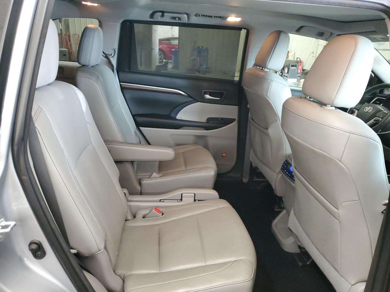 2015 Toyota Highlander Hybrid Limited Copart, lot number: 54375325, vin: 5TDDCRFH1FS011914. Thumbnail 11