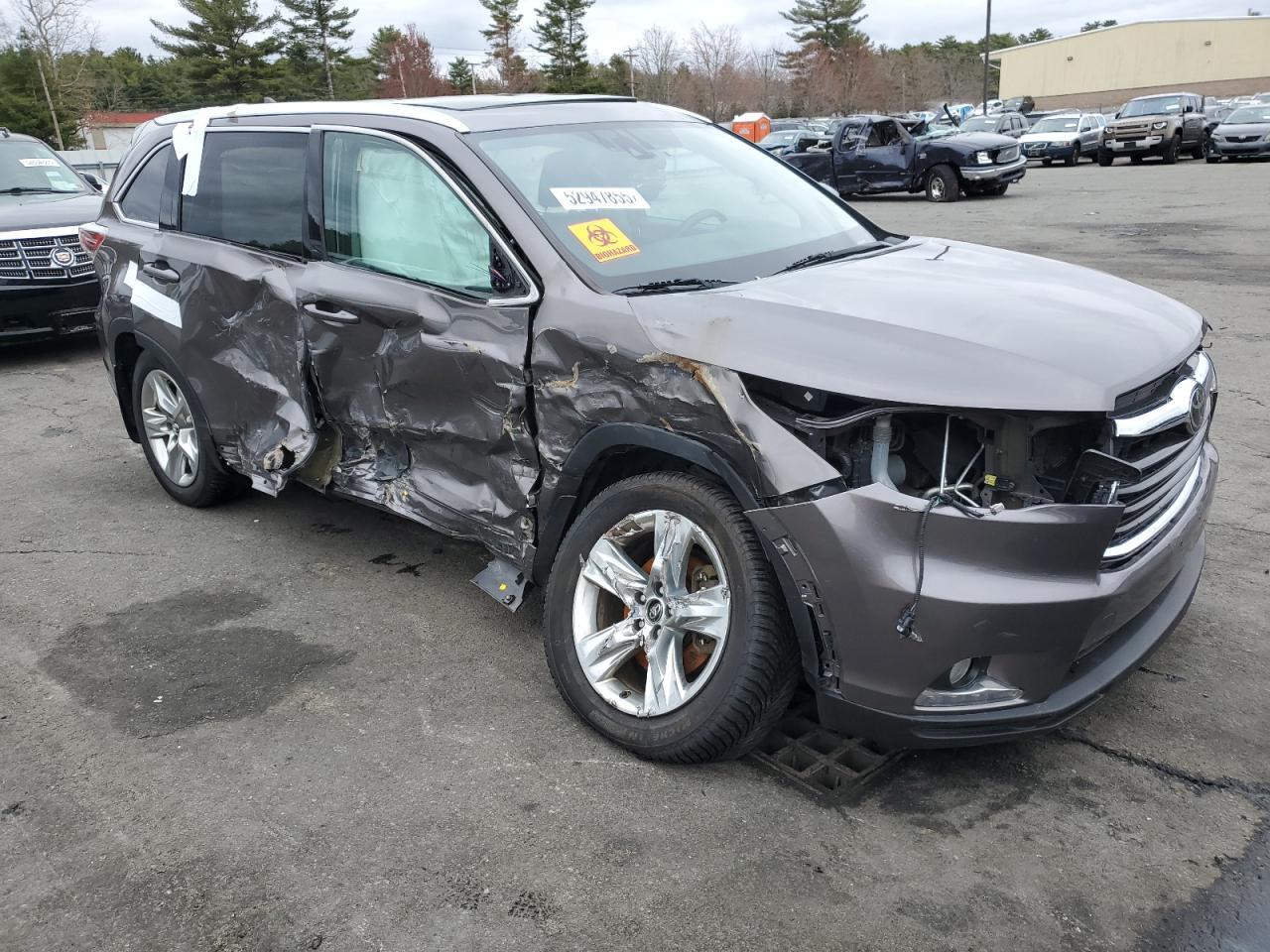 2016 Toyota Highlander Limited Copart, lot number: 52947855, vin: 5TDDKRFH9GS355513. Thumbnail 4