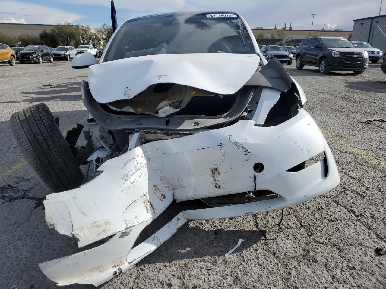 2024 Tesla Model Y Copart, lot number: 51778075, vin: 7SAYGDEE6RA287952. Thumbnail 5