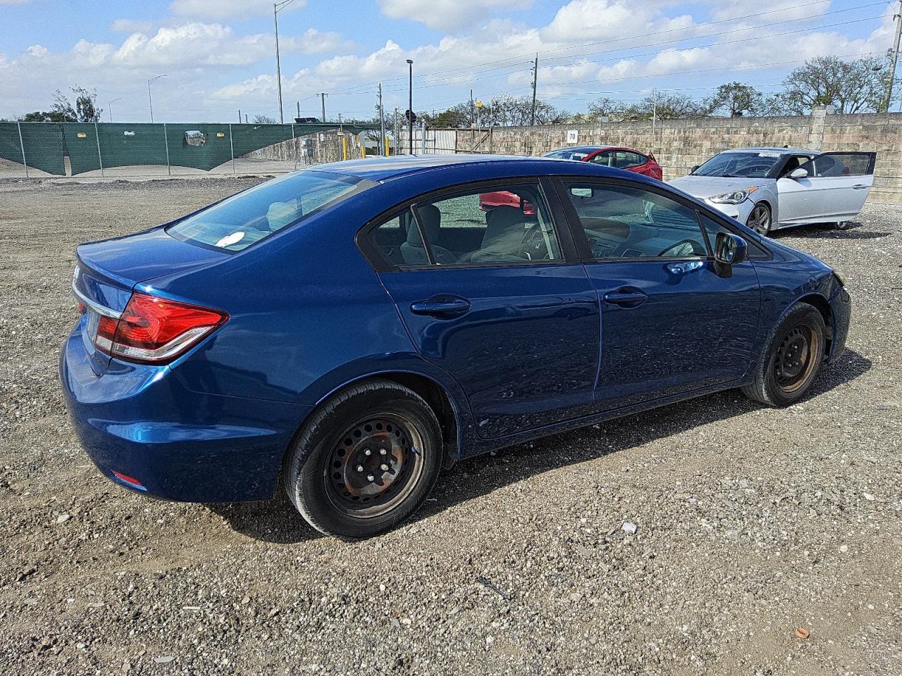 2015 Honda Civic Lx Copart, lot number: 52004115, vin: 19XFB2F50FE033003. Thumbnail 3