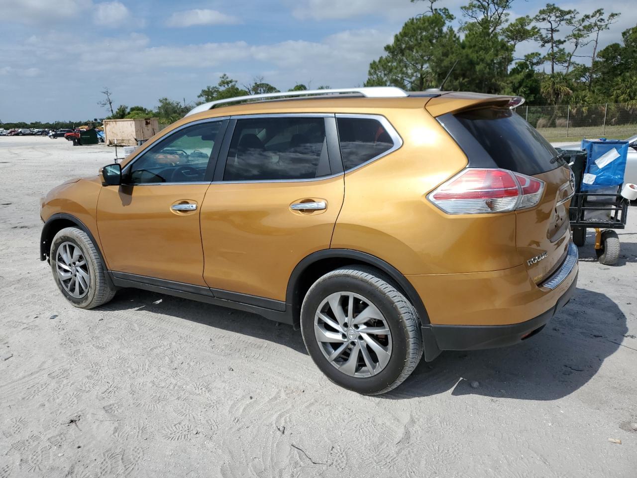 2014 Nissan Rogue S Copart, lot number: 53618135, vin: 5N1AT2MV0EC770259. Thumbnail 2