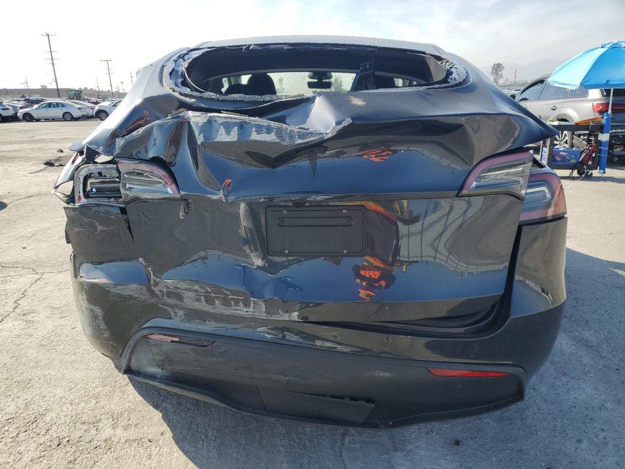 2025 Tesla Model Y Copart, lot number: 55304175, vin: 7SAYGDED2SF215033. Thumbnail 6