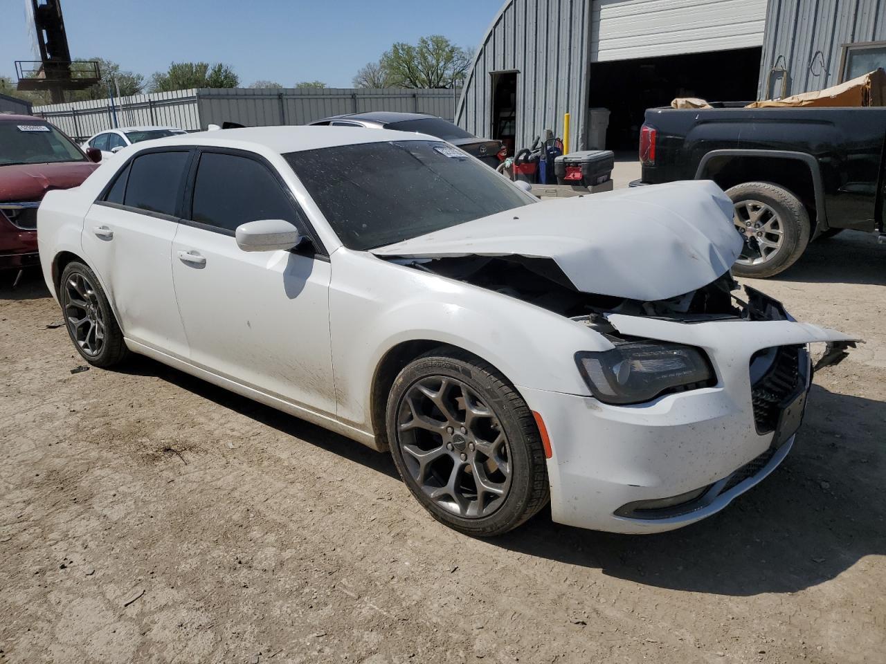 2018 Chrysler 300 S Copart, lot number: 52757625, vin: 2C3CCABG2JH214509. Thumbnail 4