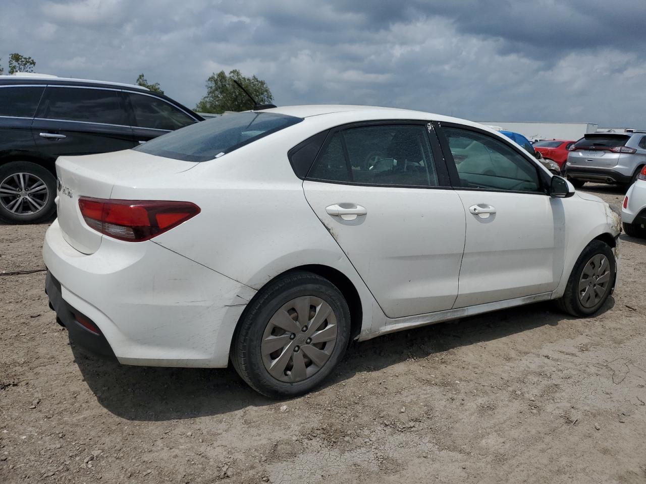 2019 Kia Rio S Copart, lot number: 54930765, vin: 3KPA24ABXKE212341. Thumbnail 3