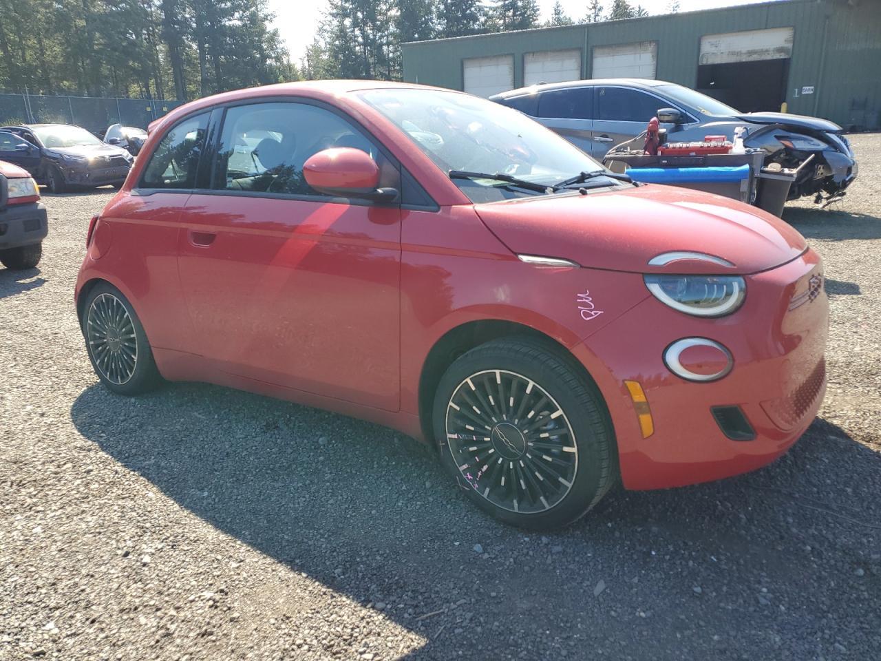 2024 Fiat 500 E Red Copart, lot number: 54045215, vin: ZFAFFAA47RX205276. Thumbnail 4