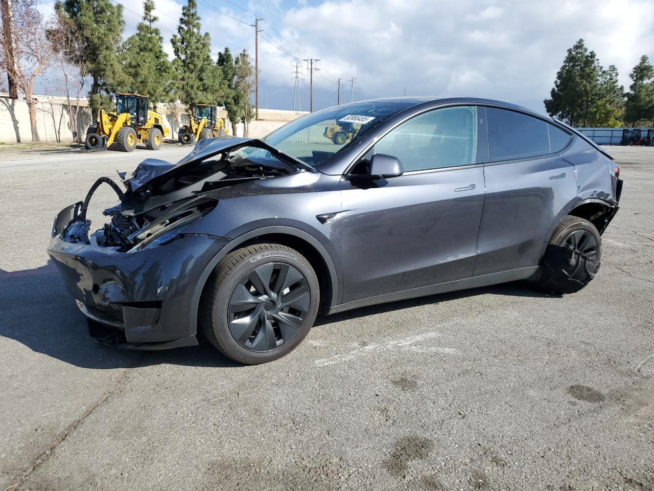 2025 Tesla Model Y Copart, lot number: 50966485, vin: 7SAYGDED4SF242721. Thumbnail 1
