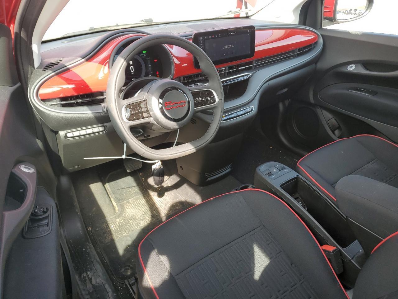 2024 Fiat 500 E Red Copart, lot number: 53130925, vin: ZFAFFAA43RX204609. Thumbnail 8