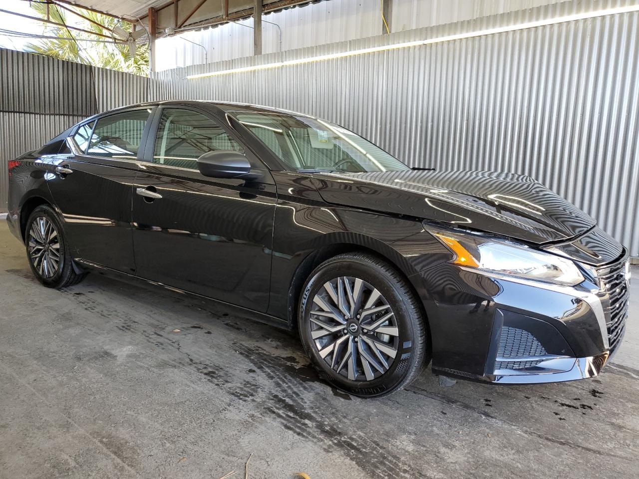 2025 Nissan Altima Sv Copart, lot number: 54365375, vin: 1N4BL4DV9SN351630. Thumbnail 4