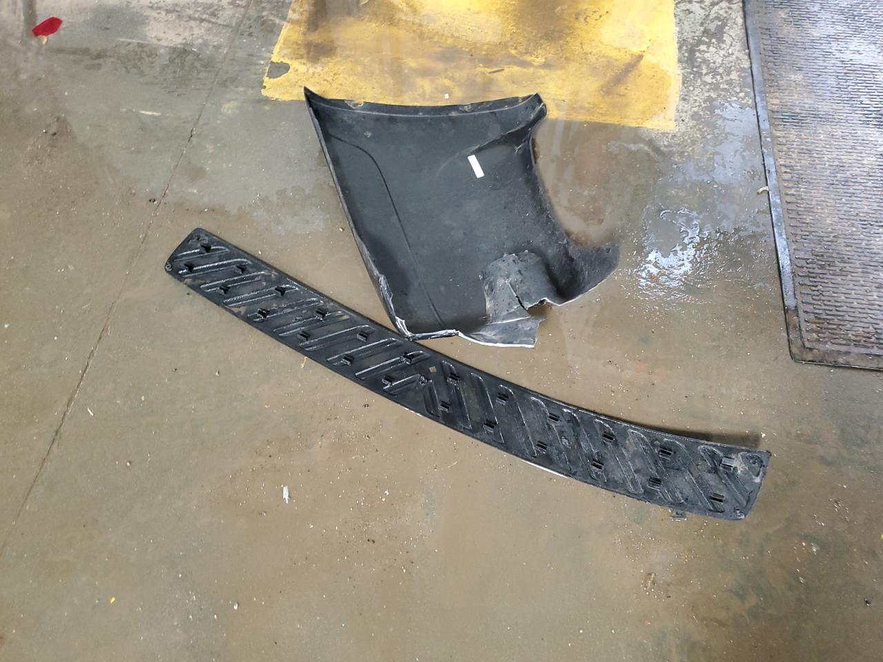 2002 GMC Envoy Copart, lot number: 51481765, vin: 1GKDT13S622360266. Thumbnail 12