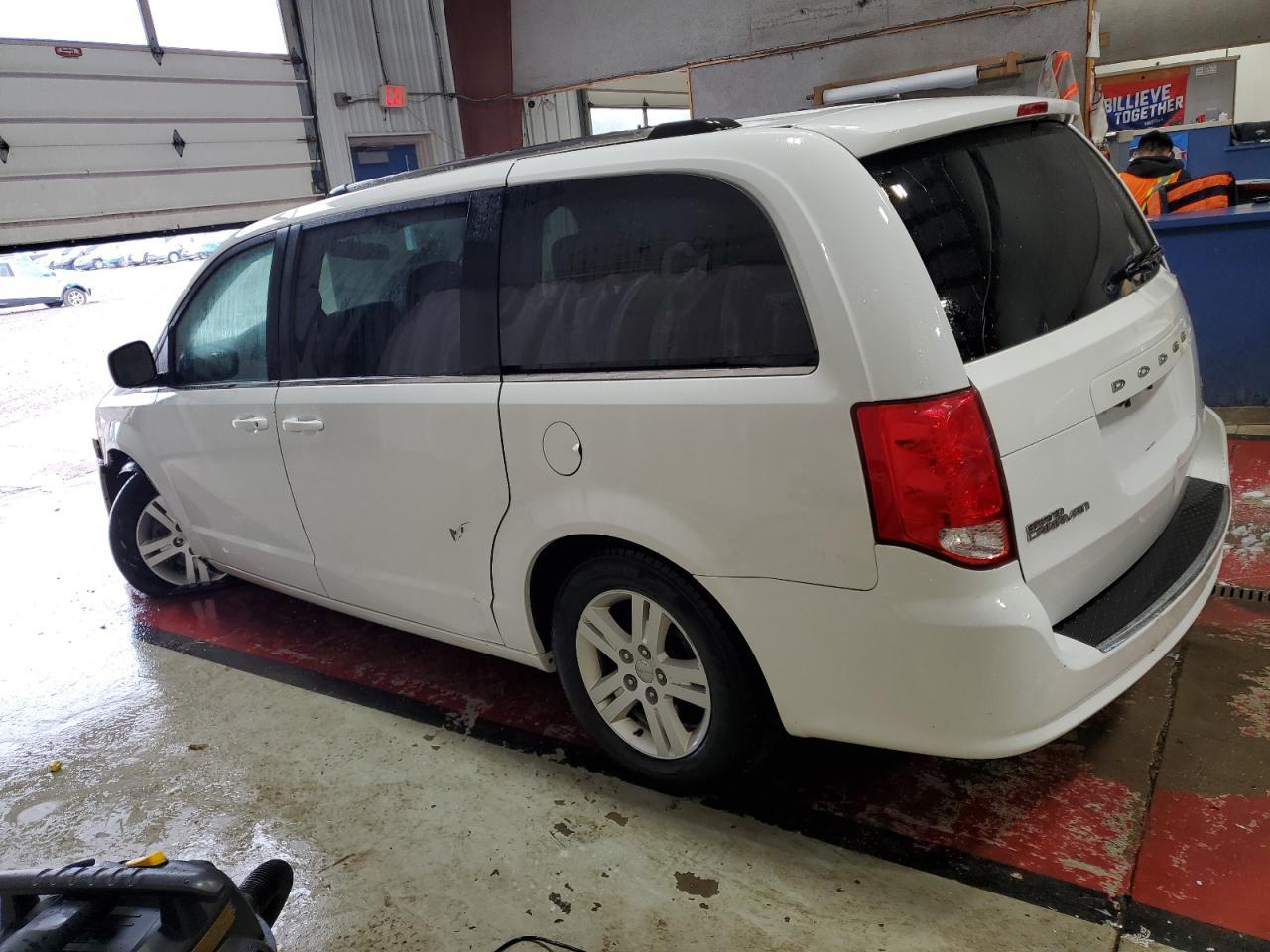 2018 Dodge Grand Caravan Sxt Copart, lot number: 52765245, vin: 2C4RDGCGXJR248650. Thumbnail 2