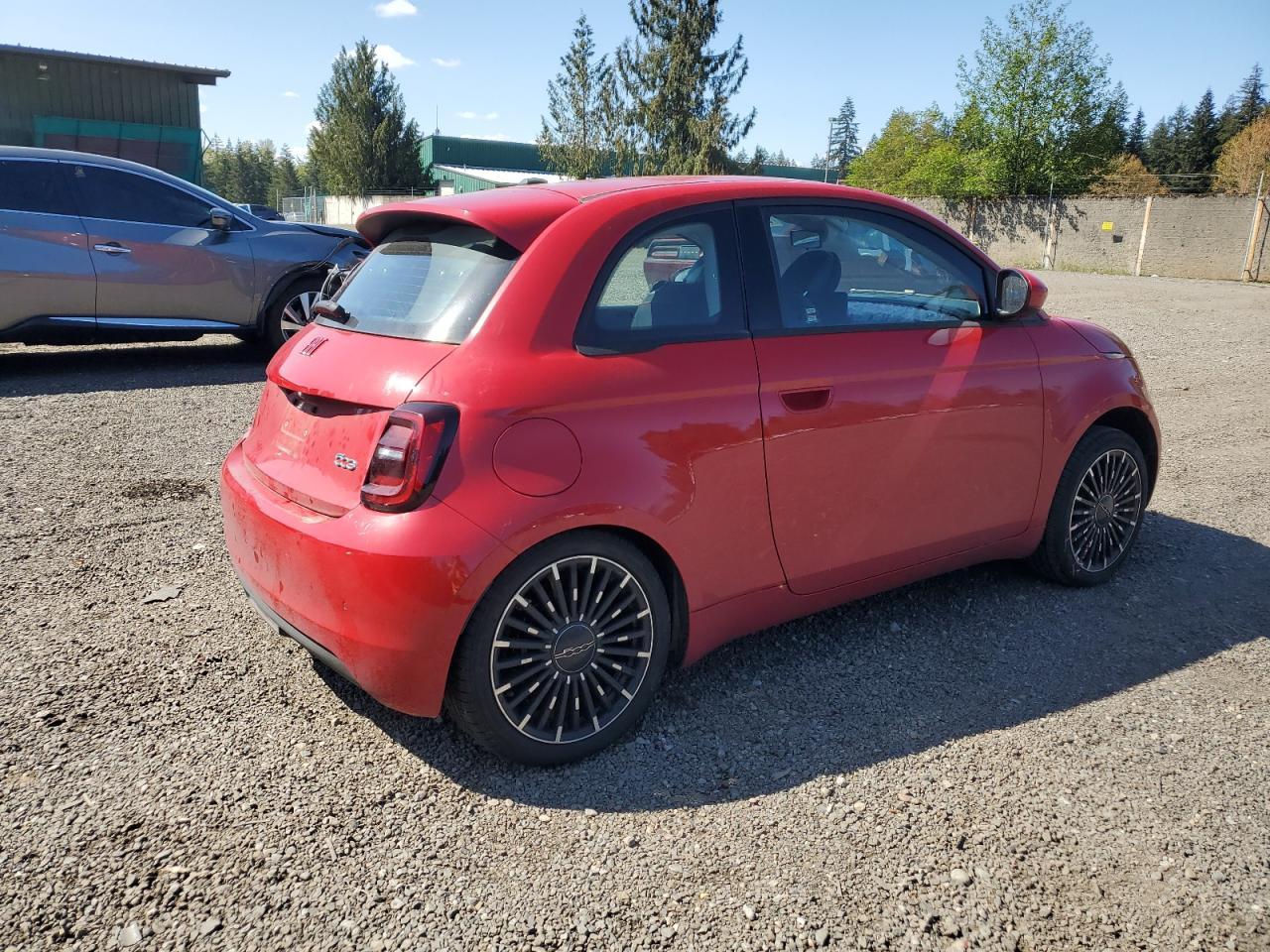 2024 Fiat 500 E Red Copart, lot number: 54045215, vin: ZFAFFAA47RX205276. Thumbnail 3