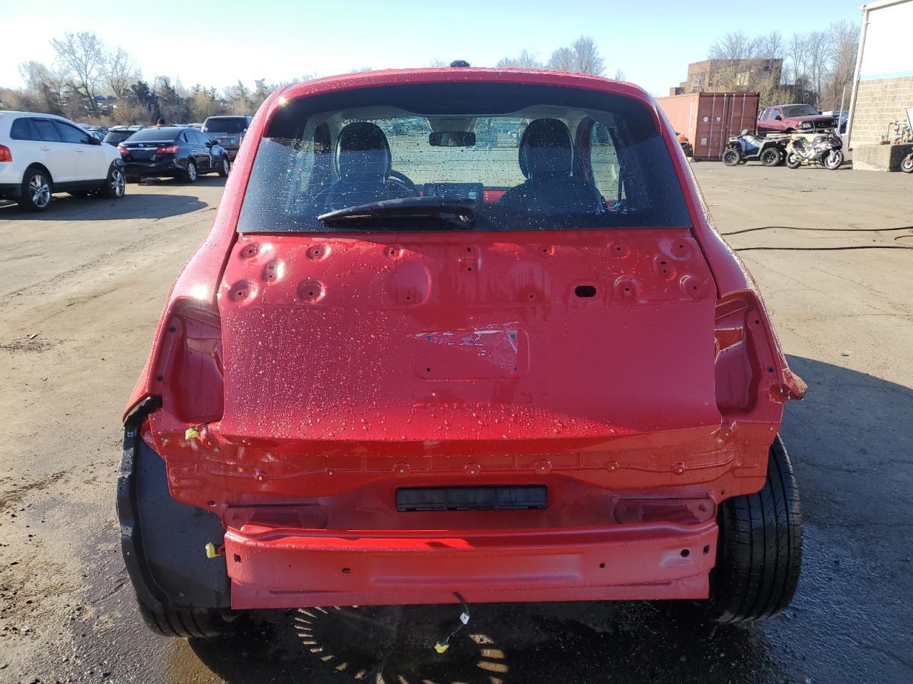 2024 Fiat 500 E Red Copart, lot number: 53479385, vin: ZFAFFAA49RX207188. Thumbnail 6