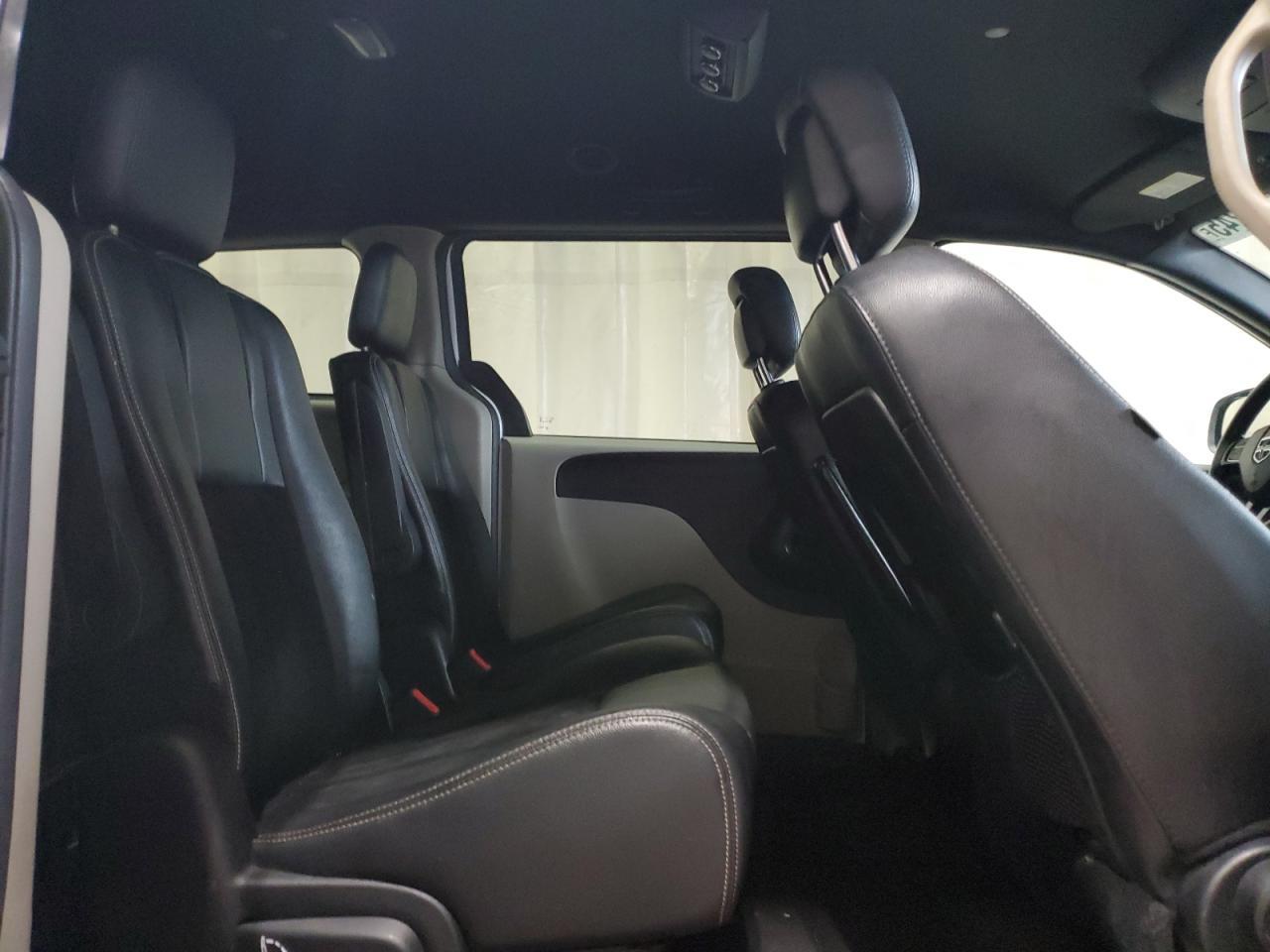 2018 Dodge Grand Caravan Sxt Copart, lot number: 52765245, vin: 2C4RDGCGXJR248650. Thumbnail 11