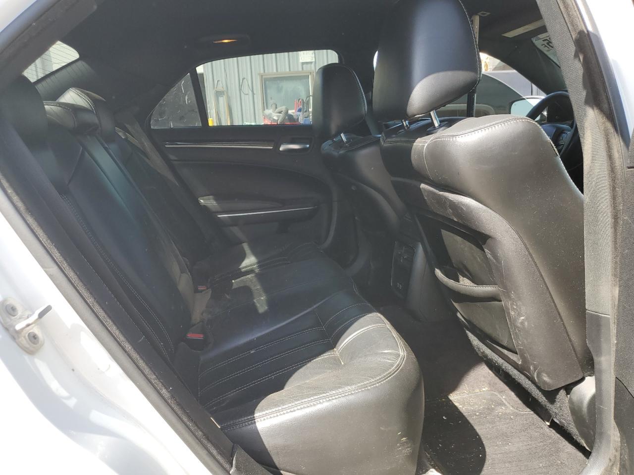 2018 Chrysler 300 S Copart, lot number: 52757625, vin: 2C3CCABG2JH214509. Thumbnail 10