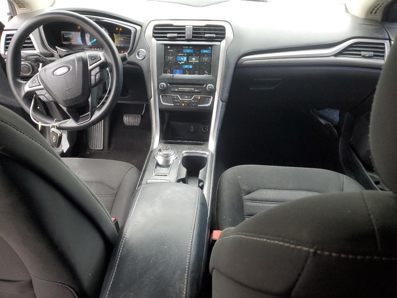 2017 Ford Fusion Se Copart, lot number: 52617845, vin: 3FA6P0H76HR378719. Thumbnail 8