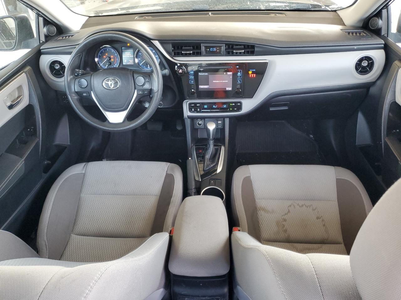 2018 Toyota Corolla L Copart, lot number: 52862745, vin: 2T1BURHE6JC060664. Thumbnail 8