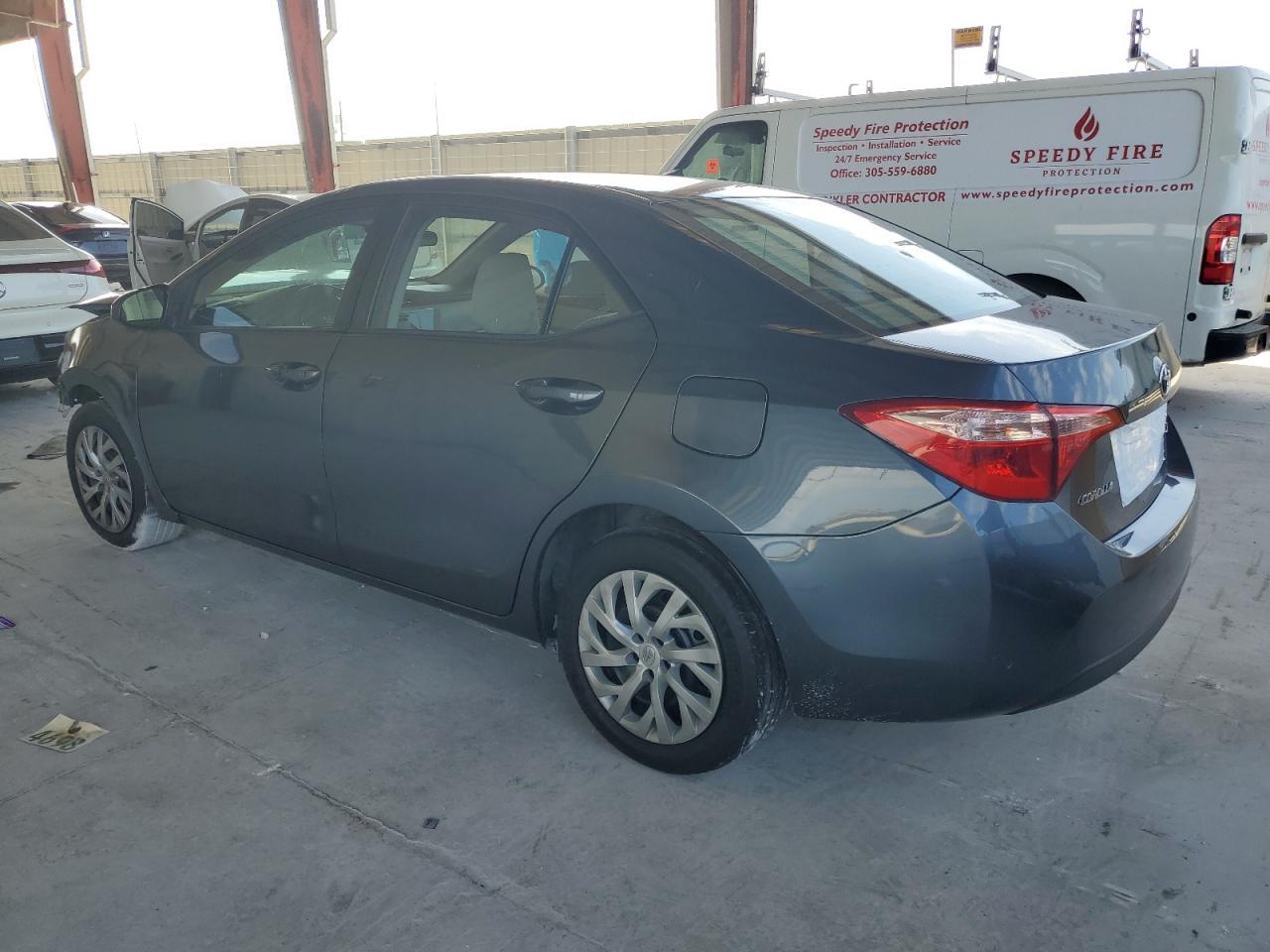 2018 Toyota Corolla L Copart, lot number: 52862745, vin: 2T1BURHE6JC060664. Thumbnail 2