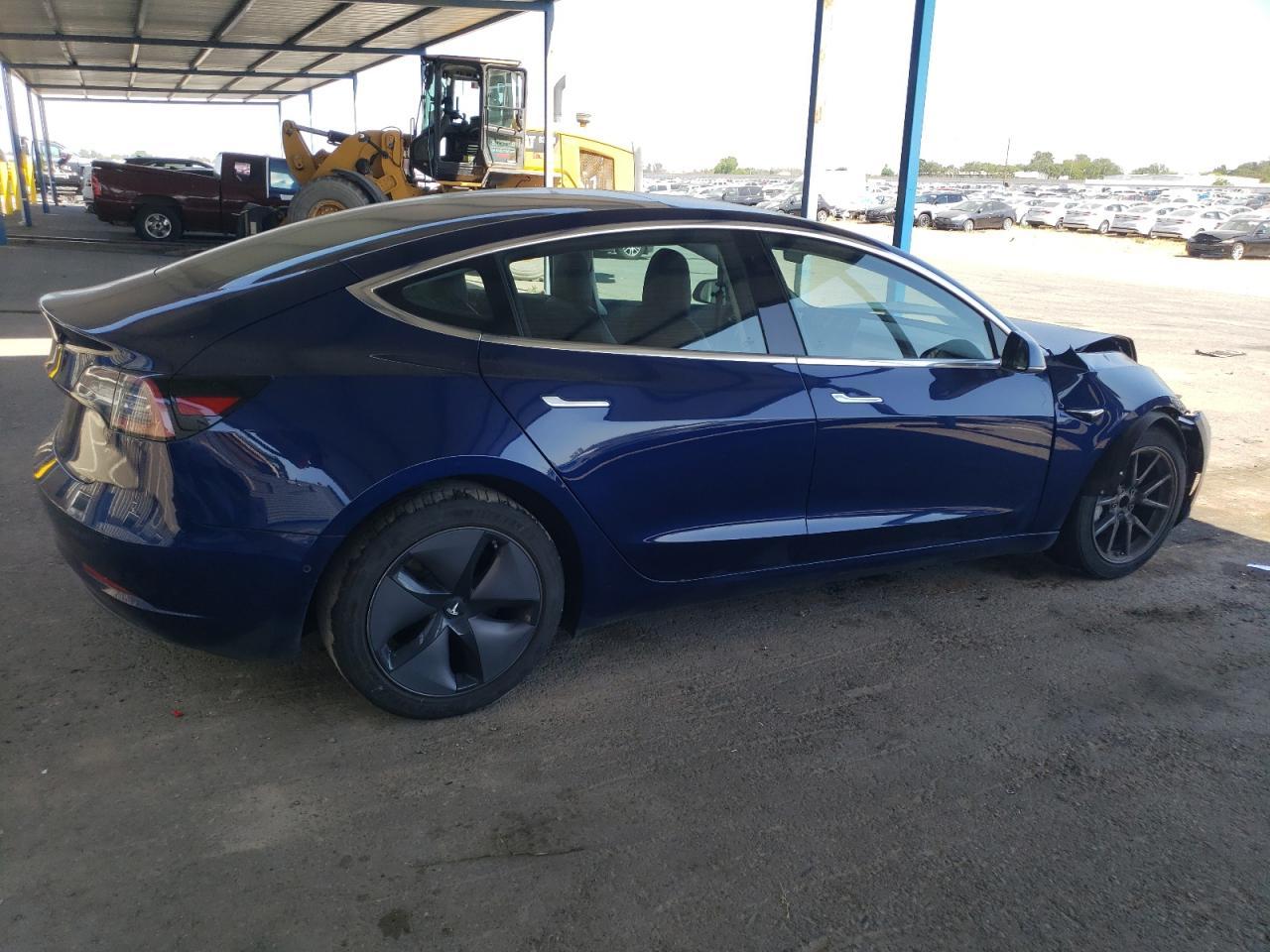 2018 Tesla Model 3 Copart, lot number: 59143845, vin: 5YJ3E1EA4JF077897. Thumbnail 3