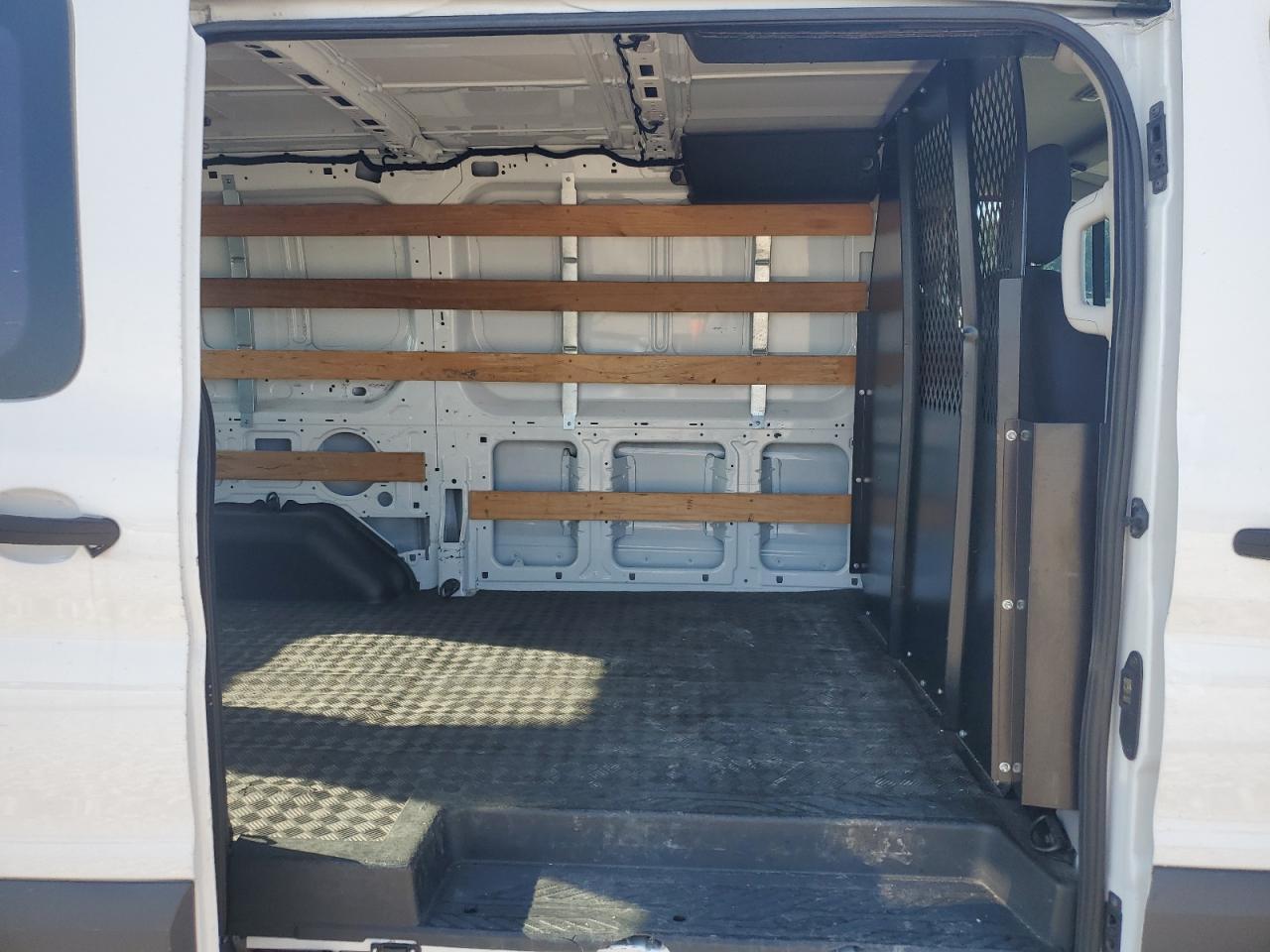 2018 Ford Transit T-250 Copart, lot number: 55868195, vin: 1FTYR1YM7JKB32779. Thumbnail 11