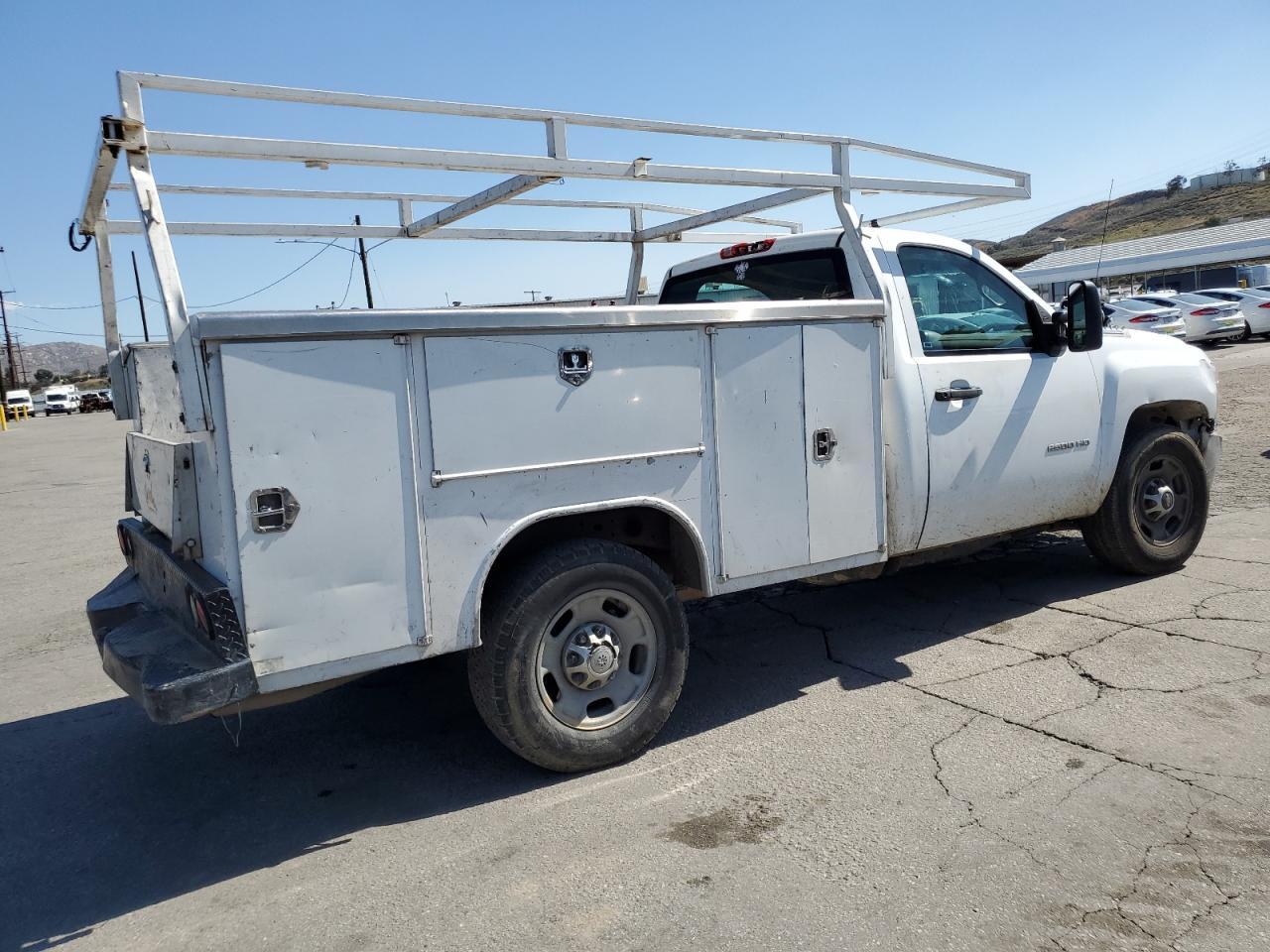 2013 Chevrolet Silverado C2500 Heavy Duty Copart, lot number: 56360175, vin: 1GB0CVCG8DF181871. Thumbnail 3