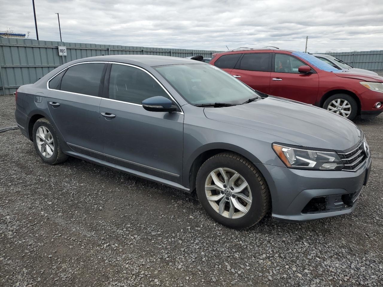 2016 Volkswagen Passat S Copart, lot number: 54767455, vin: 1VWAS7A31GC059337. Thumbnail 4