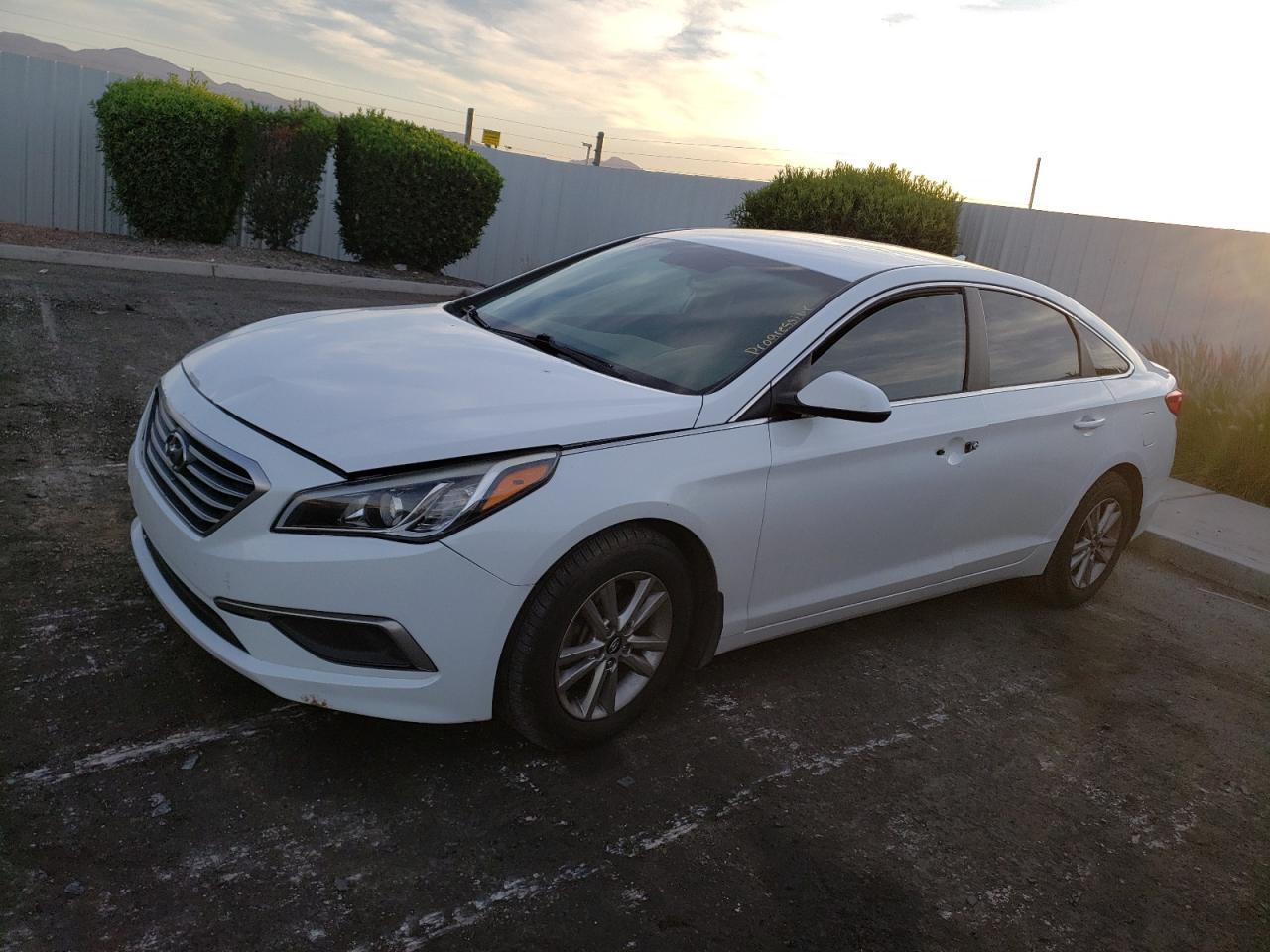 2017 Hyundai Sonata Se Copart, lot number: 56792485, vin: 5NPE24AFXHH590961. Thumbnail 1