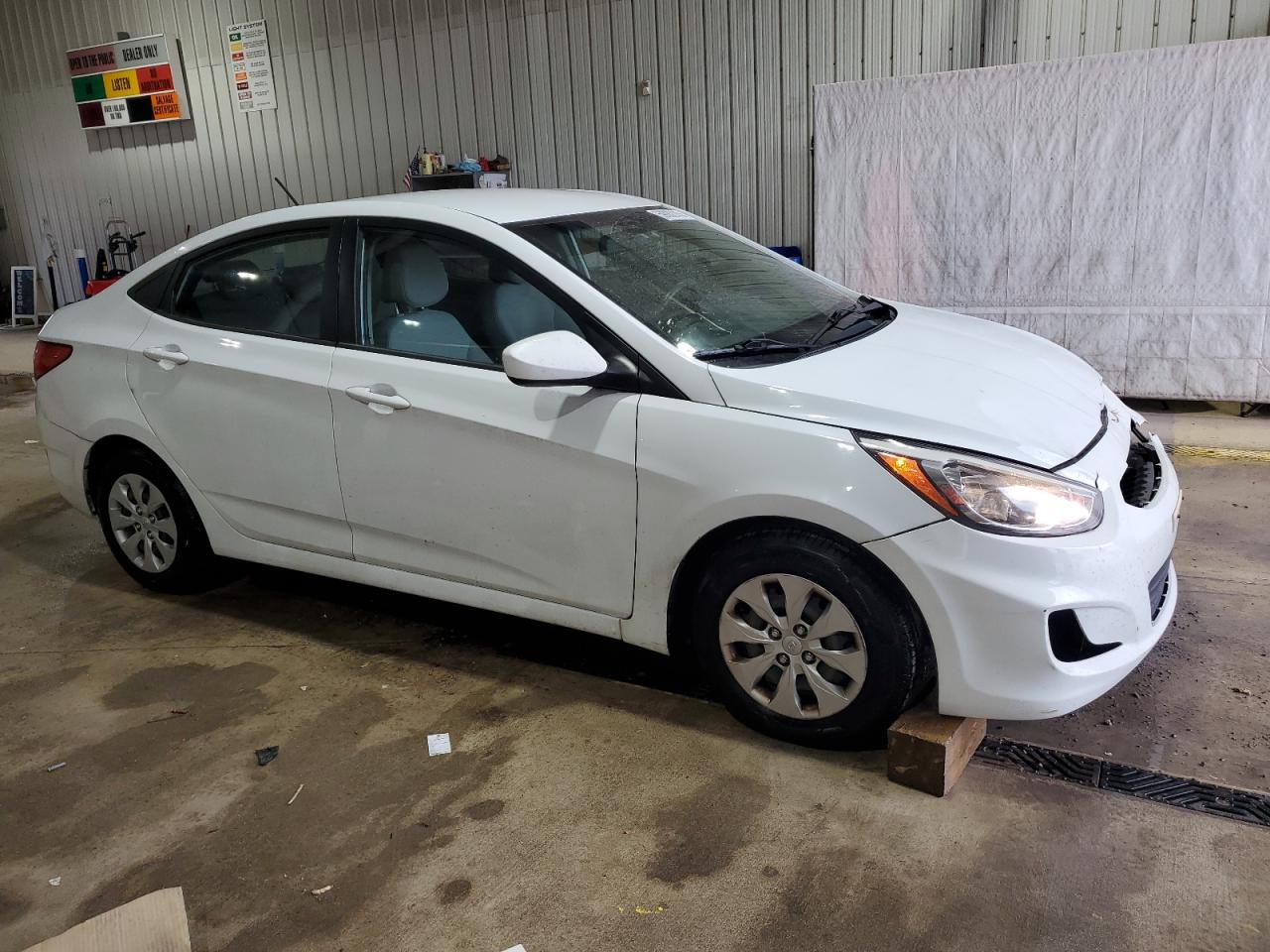 2017 Hyundai Accent Se Copart, lot number: 59082145, vin: KMHCT4AE0HU237528. Thumbnail 4
